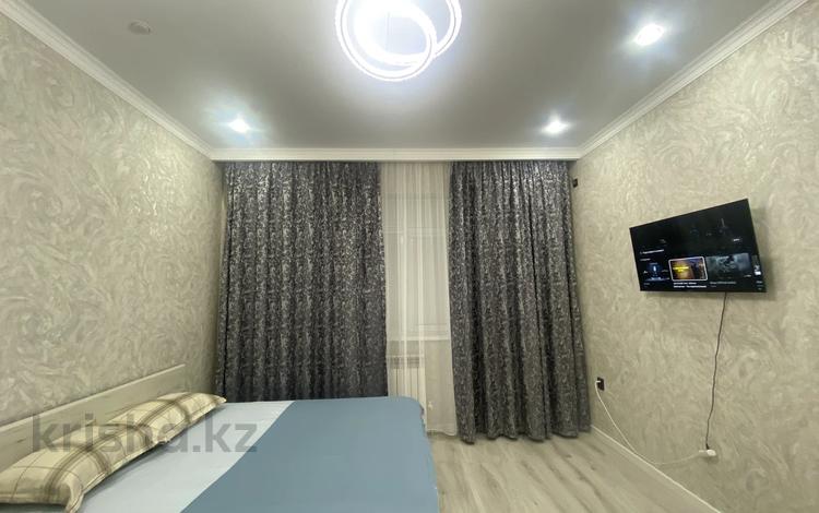 1-комнатная квартира · 58 м² · 4/8 этаж, 19-й мкр 43/2 за 1 500 〒 в Актау — фото 49