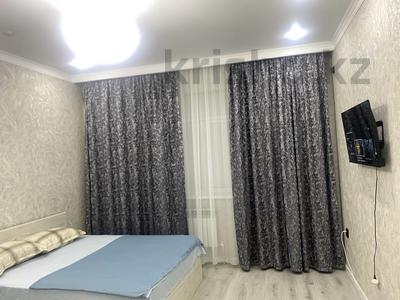 1-комнатная квартира · 58 м² · 4/8 этаж, 19-й мкр 43/2 за 2 000 〒 в Актау