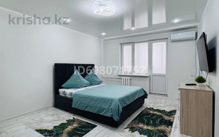 1-комнатная квартира · 47 м² · 6/9 этаж, мкр Кунаева 58 — Абулхаир хана и Толе би за 12 000 ₸ в Уральске — фото 33