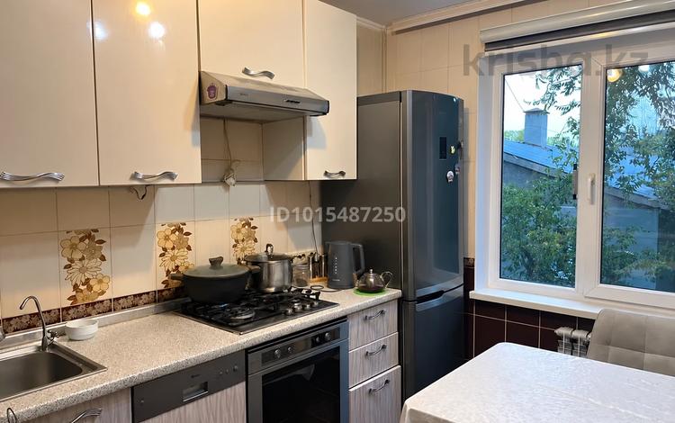 4-комнатная квартира · 75 м² · 4/5 этаж, мкр Коктем-1 16 за 63 млн ₸ в Алматы, Бостандыкский р-н — фото 6
