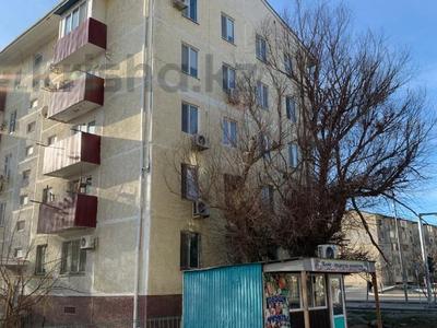3-комнатная квартира · 55 м² · 1/5 этаж, Авангард-4 8 за 19 млн ₸ в Атырау, мкр Авангард-4