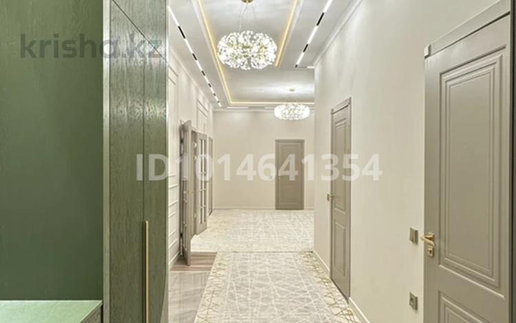 4-бөлмелі пәтер · 177.37 м² · 8/8 қабат, 32А ш/а. 4, бағасы: 56.8 млн ₸ в Актау, 32А мкр — фото 2