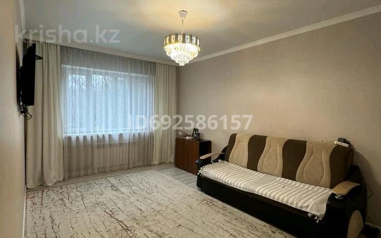 3-комнатная квартира, 67 м², 2/9 этаж, мкр Аксай-1 5 — Толе би/Саина за 46 млн 〒 в Алматы, Ауэзовский р-н — фото 2