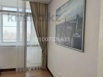 4-бөлмелі пәтер · 150 м² · 17/25 қабат, Кошкарбаева 8 — Американское посольство, бағасы: 1 млн ₸ в Астане, Сарайшык р-н