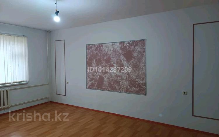 3-комнатная квартира · 93 м² · 4/5 этаж, мкр Нурсат 123 за 37 млн ₸ в Шымкенте, Каратауский р-н — фото 2