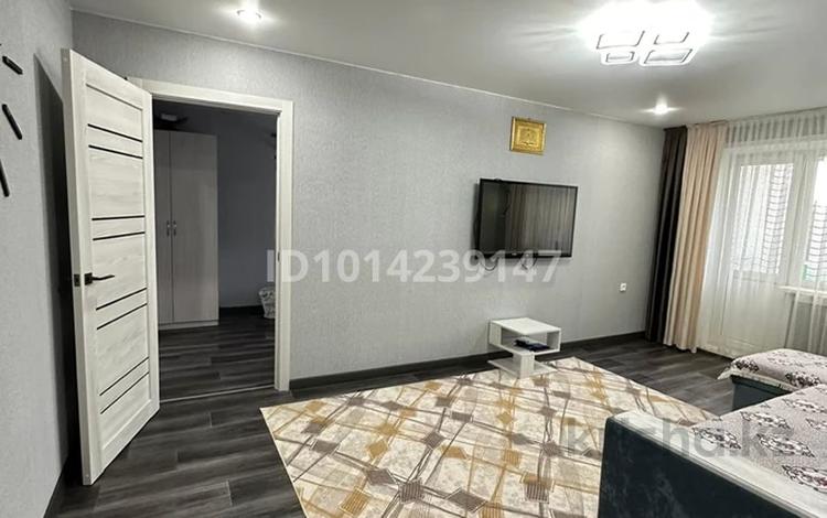 3-бөлмелі пәтер · 60 м² · 3/5 қабат, Астана 7, бағасы: 13 млн ₸ в Аксу — фото 2