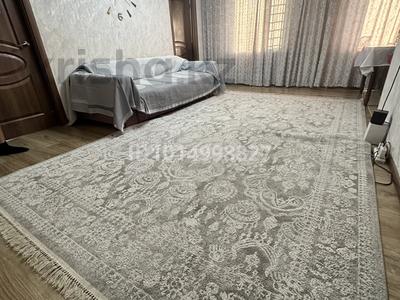 3-бөлмелі пәтер · 60 м² · 4/5 қабат, Абылай Хана 19/3, бағасы: 27.9 млн ₸ в Астане, Алматы р-н