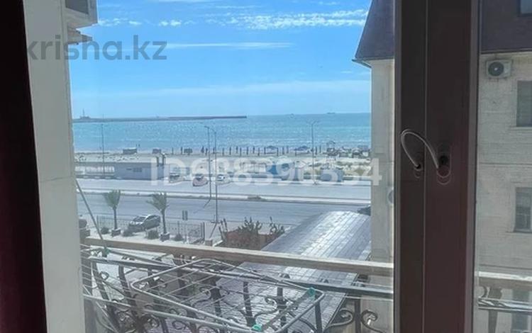 3-комнатная квартира · 80 м² · 3/4 этаж, жемчужная 1 за 28 млн 〒 в Актау, мкр Приморский — фото 2