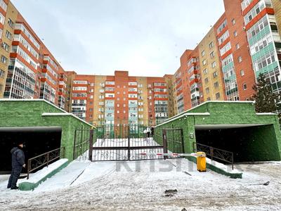 3-бөлмелі пәтер · 86 м² · 3/9 қабат, Иманбаевой 3 — Центр! золотой Квадрат!, бағасы: ~ 48 млн 〒 в Астане, р-н Байконур