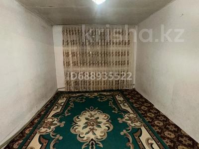Отдельный дом · 1 комната · 34 м², ЖДВ — Лакоматив стадион за 65 000 ₸ в Шымкенте