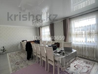 Отдельный дом • 6 комнат • 188 м² • 9 сот., Аль-Фараби за 45 млн 〒 в 