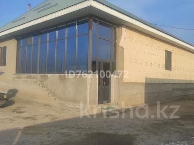 Отдельный дом · 5 комнат · 200 м² · 10 сот., Жанарыс 24 за 27 млн 〒 в Шу