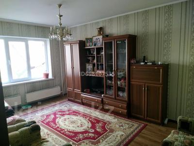 Продажа квартир в Алматы: 3-комнатная квартира · 81 м² · 1/5 этаж, мкр Аксай-4 за 50 млн 〒 3-комнатная квартира · 81 м² · 1/5 этаж, мкр Аксай-4 за 50 млн 〒 в Алматы, Ауэзовский р-н