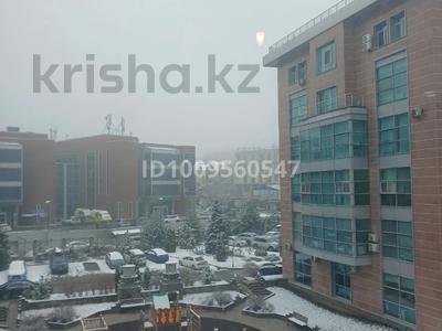 3-бөлмелі пәтер · 118 м² · 4/7 қабат, Жамакаева 254/2, бағасы: ~ 147.4 млн ₸ в Алматы, Медеуский р-н