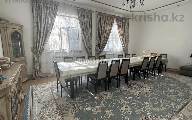 Жеке үй · 5 бөлме · 200 м² · 8 жүзд., Толе би 45, бағасы: 45 млн ₸ в  — фото 2