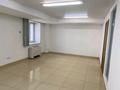 Свободное назначение, офисы, салоны красоты, кабинеты и рабочие места · 16 м² за 116 800 ₸ в Караганде, Казыбек би р-н — фото 4