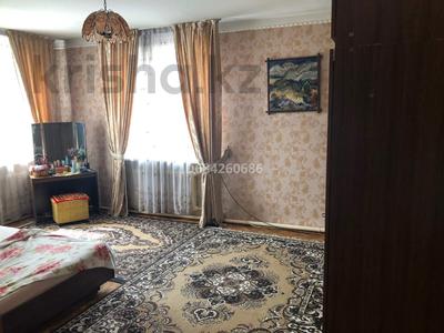 Отдельный дом • 9 комнат • 450 м² • 6 сот., Торайгырова 130 — Кабанбай Батыра за 90 млн 〒 в Семее