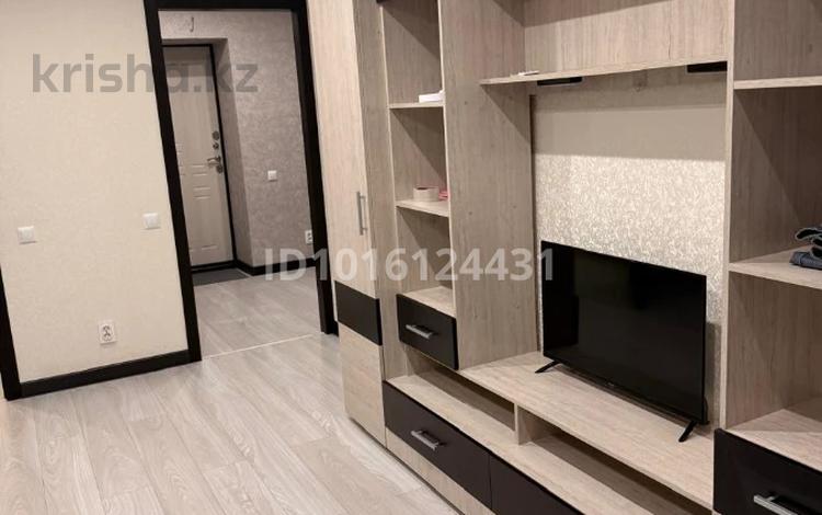 1-комнатная квартира · 42 м² · 9/13 этаж, Кубовая 47/1 — Заельцовский район за 35 млн ₸ в Новосибирске — фото 2