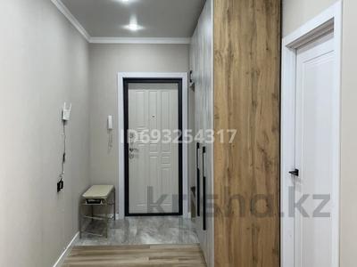 3-комнатная квартира, 100 м², 9/9 этаж, Самал 114 за 37 млн 〒 в Уральске