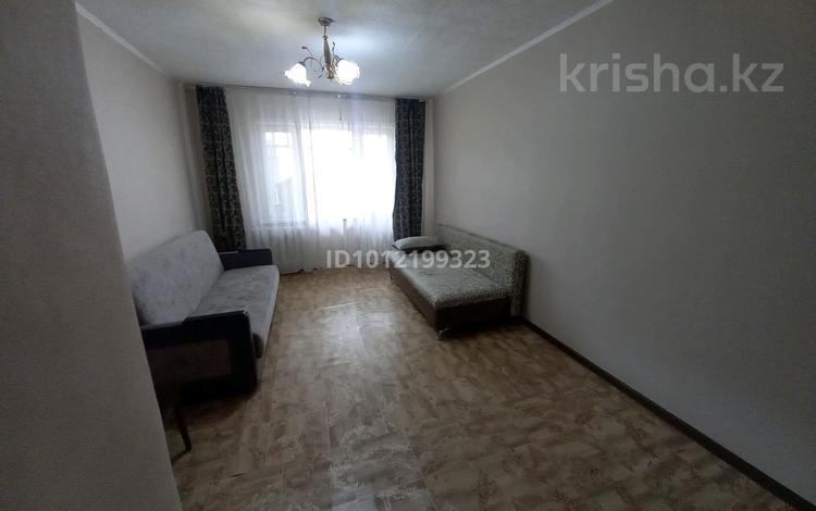 1-бөлмелі пәтер · 37 м² · 3/6 қабат, Просп. Абылай-Хана 8, бағасы: 130 000 ₸ в Кокшетау — фото 2
