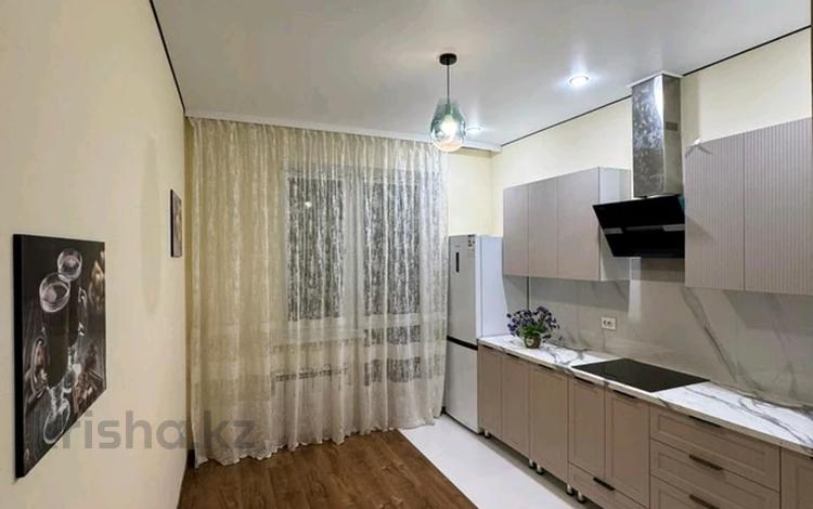 2-комнатная квартира · 70 м² · 6/10 этаж, Жансугурова 92а за 270 000 〒 в  — фото 2