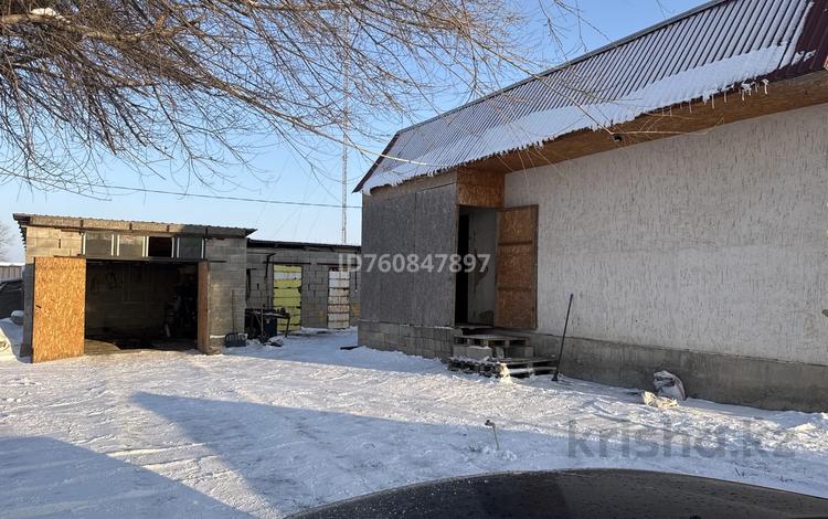 Саяжай · 1 бөлме · 39 м² · 6 жүзд., Ауезов 458 — Зонооддых 8 озер, бағасы: 14 млн ₸ в Теренкаре — фото 2