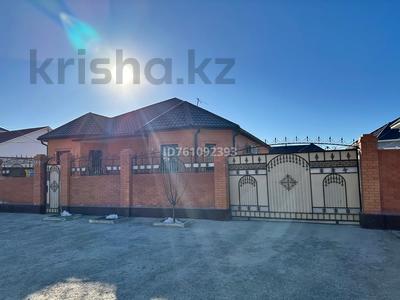 Жеке үй · 5 бөлме · 203 м² · 8 жүзд., Самал-2 ш/а., Проезд 12 — Сзади триумфхолла, бағасы: 55 млн ₸ в Атырау, мкр Самал-2