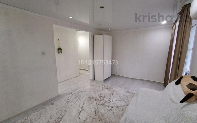 1-бөлмелі пәтер · 33 м² · 2 қабат, Гагарина 133, бағасы: 9 млн ₸ в Переметном — фото 2