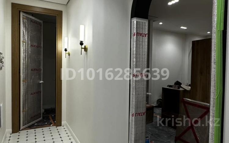 3-комнатная квартира · 72 м² · 5/12 этаж, Турар Рыскулов 22 — Будет готово через неделю за 75 млн ₸ в Астане, Есильский р-н — фото 2