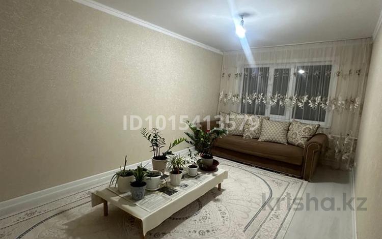 3-комнатная квартира · 62 м² · 5/5 этаж, мкр 5 — улица Тургенева за 16 млн ₸ в Актобе — фото 2