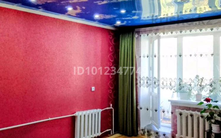 3-бөлмелі пәтер · 63 м² · 5/5 қабат, ул. Мустахима Ихсанова 45, бағасы: 19.5 млн ₸ в Уральске — фото 2
