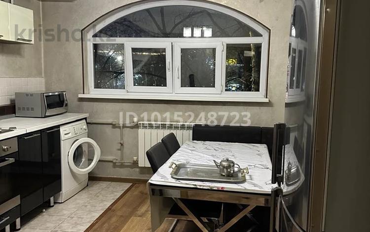 3-комнатная квартира · 75 м² · 2/9 этаж, мкр Жетысу-1 17 за 400 000 ₸ в Алматы, Ауэзовский р-н — фото 2