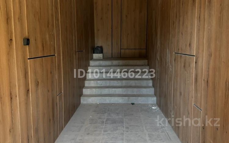 1-бөлмелі пәтер · 43 м² · 8/9 қабат, Жаңа орда ш/а., Жуманиязова 120, бағасы: 14.4 млн ₸ в Уральске, мкр Жана Орда — фото 2