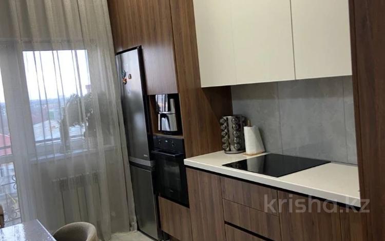 2-бөлмелі пәтер · 71.4 м² · 6/12 қабат, мкр Центральный, Азаттык 72-а, бағасы: 41 млн ₸ в Атырау — фото 2