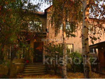 Жеке үй · 9 бөлме · 650 м² · 13 сот., мкр Новый Город, Костюшко 1, бағасы: 80 млн ₸ в Караганде, Казыбек би р-н