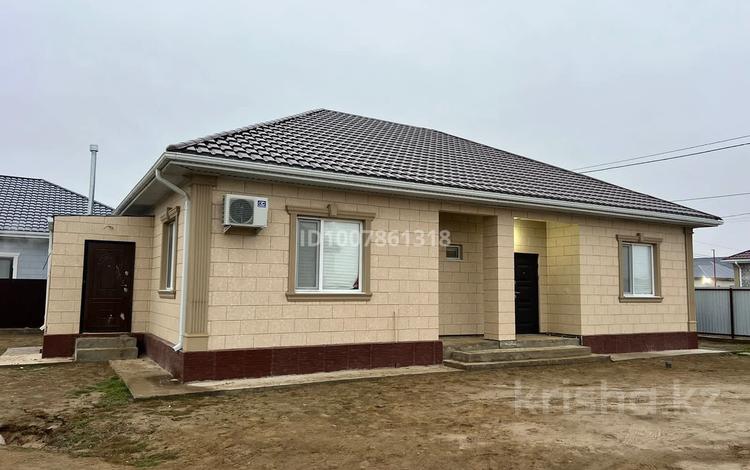 Отдельный дом · 4 комнаты · 196 м² · 8 сот., мкр Зарослый, 24 17 за 27.5 млн ₸ в Атырау — фото 2