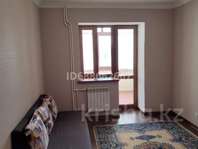 2-комнатная квартира, 81 м², 4/5 этаж, мкр Кадыра Мырза-Али 175 — Абулхаирхана за 29.9 млн 〒 в Уральске, мкр Кадыра Мырза-Али