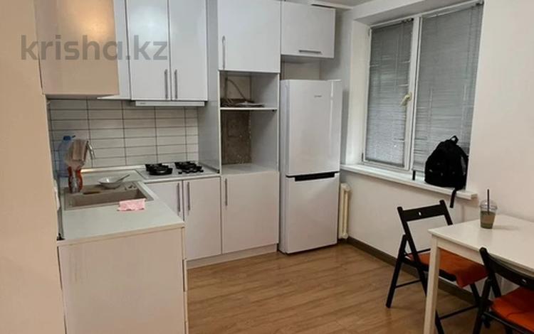 2-бөлмелі пәтер, 52 м², 8/9 қабат ай сайын, Зенкова 31, бағасы: 350 000 〒 в Алматы, Медеуский р-н — фото 2