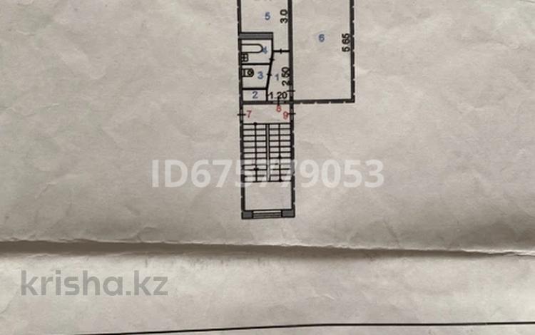 1-комнатная квартира, 30.3 м², 3/5 этаж, 14 микрорайон 41 — Майкудук за 7.2 млн 〒 в Караганде — фото 7