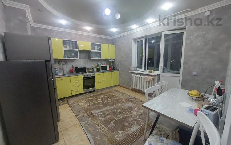 2-бөлмелі пәтер · 64 м² · 4/16 қабат, Валиханова 3 — Иманова, бағасы: 34 млн ₸ в Астане, р-н Байконур — фото 2