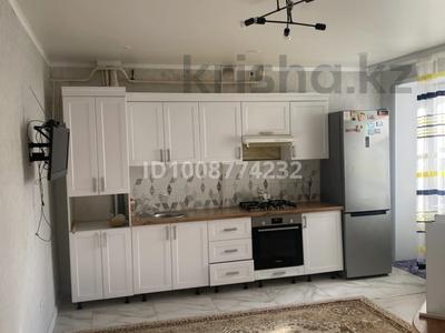 2-бөлмелі пәтер · 85 м² · 2/6 қабат, Газиза Жубанова 48 — На пересечении ул.Г.Жубанова и пр.Абилхаир хана, бағасы: 170 000 ₸ в Актобе
