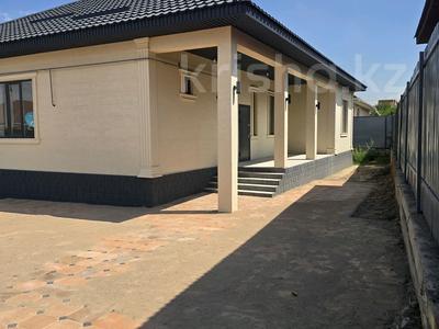 Отдельный дом · 6 комнат · 240 м² · 6 сот., Абылайхана 198 за 55 млн ₸ в Каскелене