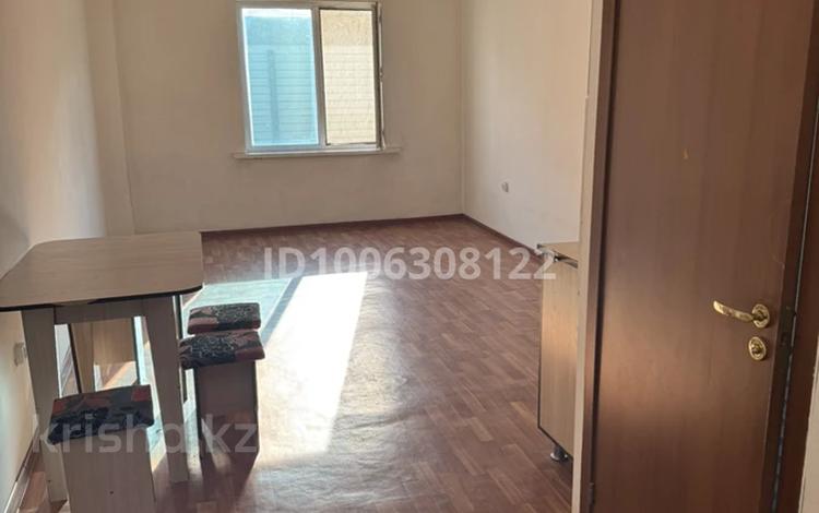 1-бөлмелі пәтер · 30 м² · 1/2 қабат, Жолашар 633, бағасы: 90 000 ₸ в Коксай (пути Ильича) — фото 2