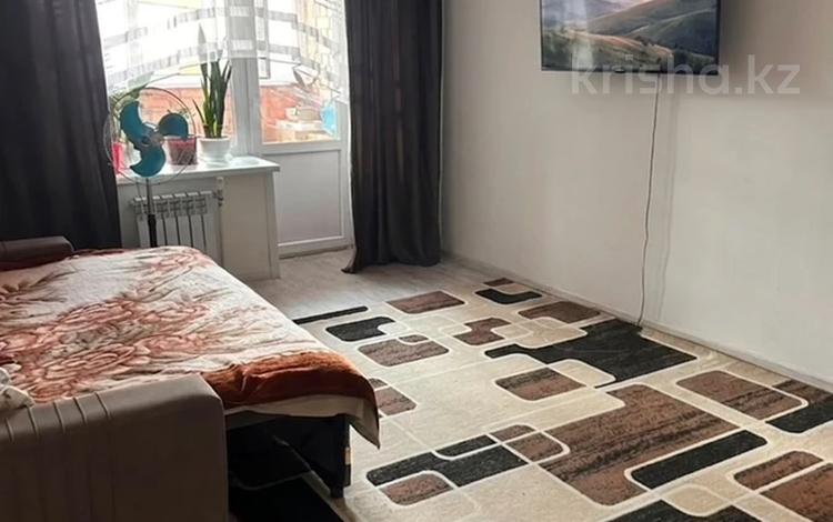 3-комнатная квартира · 72 м² · 2/5 этаж, Крылова за 35.2 млн ₸ в Петропавловске — фото 2