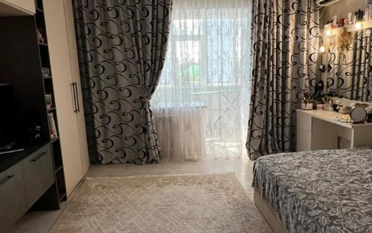 1-бөлмелі пәтер · 50.6 м² · 4/9 қабат, Кунаева, бағасы: 19 млн ₸ в Уральске — фото 2