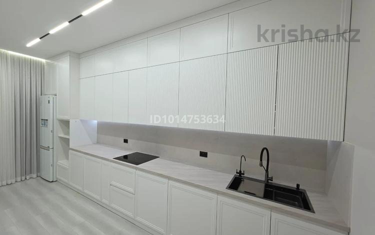 3-комнатная квартира · 95 м² · 6/16 этаж, К. Толеметова 483а за 53 млн ₸ в Шымкенте, Абайский р-н — фото 14