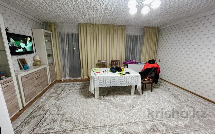 4-комнатная квартира, 85 м², 1/5 этаж, Мушелтой за 25 млн 〒 в Талдыкоргане, мкр Мушелтой — фото 11