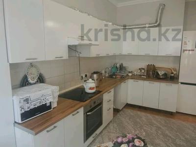 2-бөлмелі пәтер · 83.1 м² · 12/18 қабат, Туркестан 2, бағасы: 50 млн ₸ в Астане, Есильский р-н