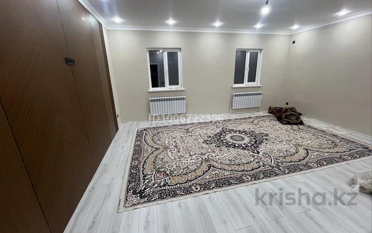 Жеке үй · 2 бөлме · 85 м² · 6 жүзд., Досымова 161 — Бейбарыс Султан, бағасы: 26 млн ₸ в Атырау — фото 2