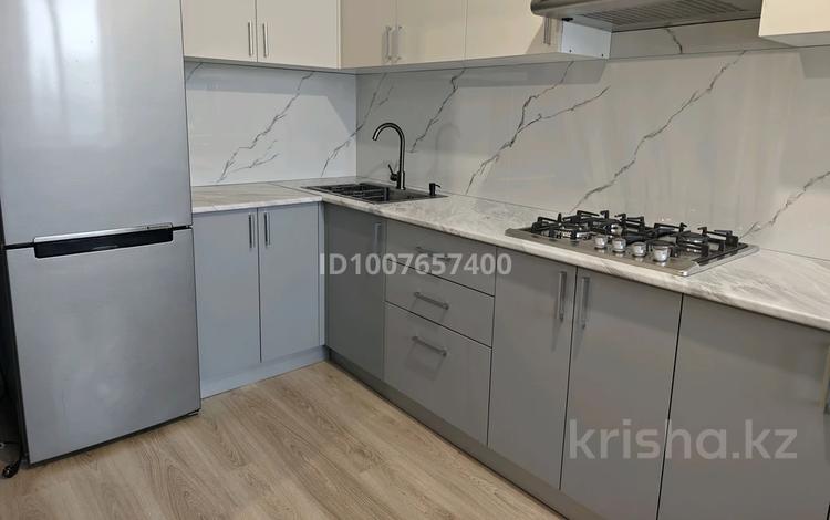 1-комнатная квартира · 32 м² · 3/6 этаж, Назарбаева 215 — Костанай Плаза за 170 000 〒 — фото 2